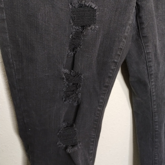 Torrid Black Sky High Skinny Premium Stretch Distressed Jean Plus Size 18 - Picture 3 of 7